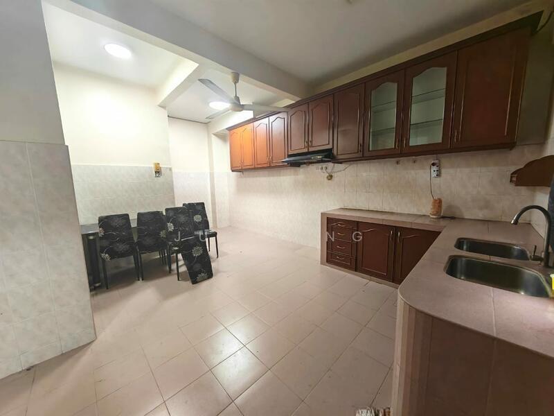 Bukit Indah 5 - 5