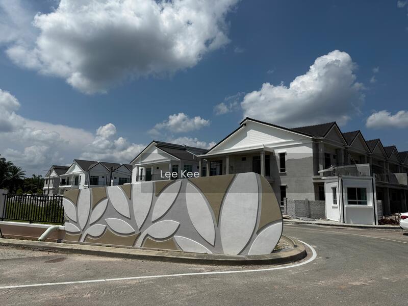 Terrace house at Batu Pahat - 3