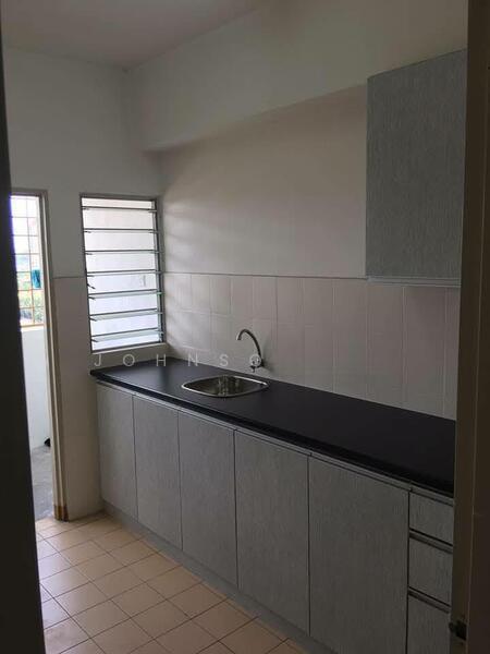 Avelon Tower @ Plaza Medan Putra - 1