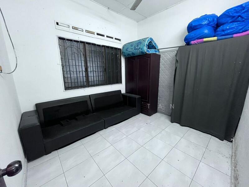 Taman Johor Jaya - 3