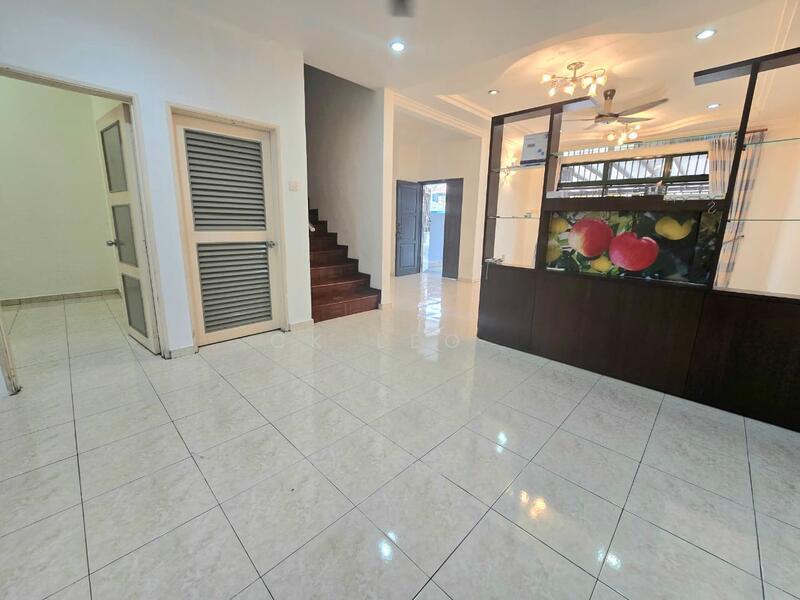 Double storey house for sale at Damansara aliff - 4