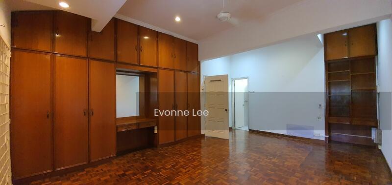 Bungalow at Bukit Damansara - 5