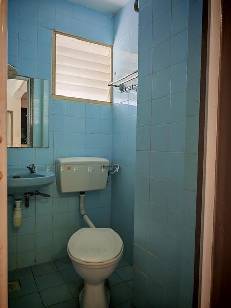 Vista Condominium - 5