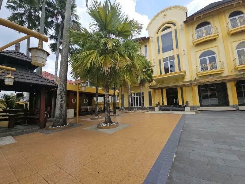 Country Heights Kajang - 3