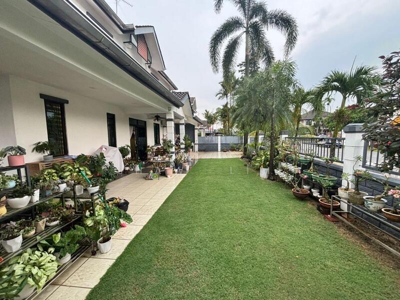 Mount Austin Height - 1