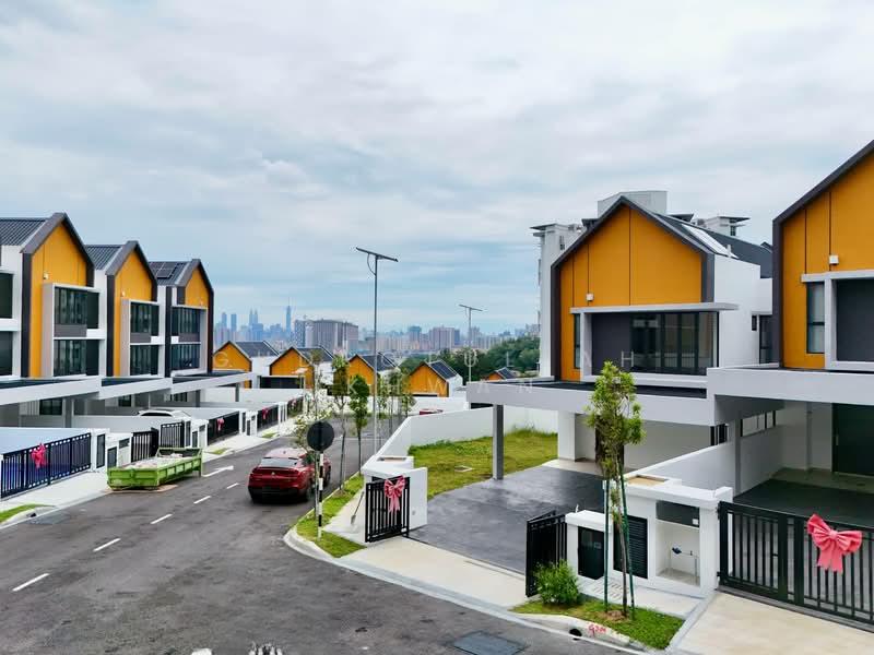 Residensi Laman Timur - 3