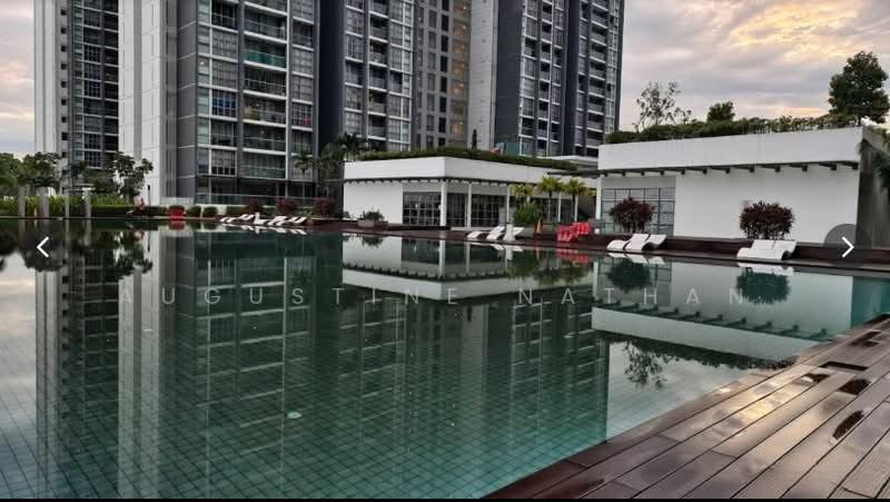 Lakefront Residence - 4