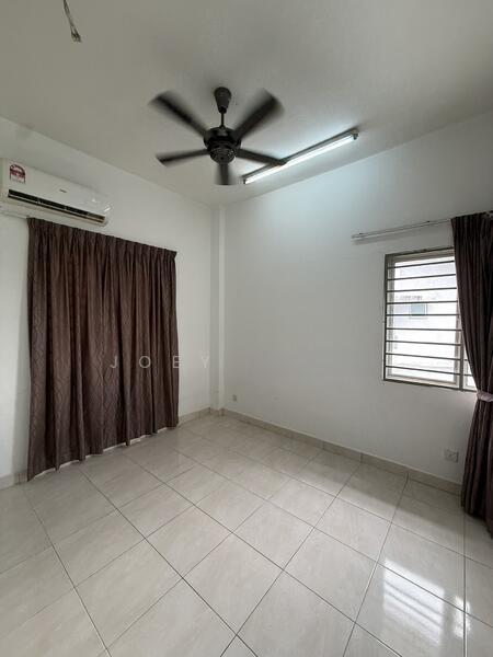 Lagoon Suites - 4