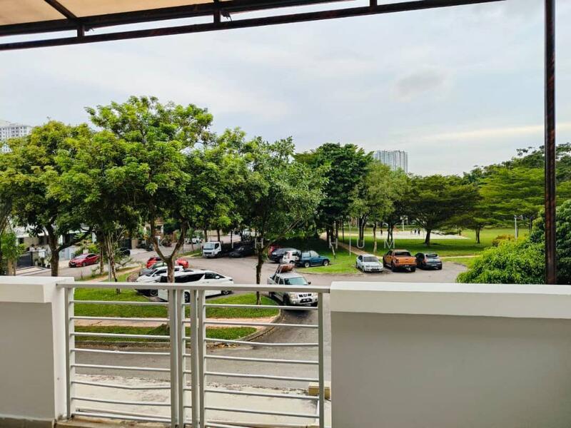 Taman Kempas Utama - 4
