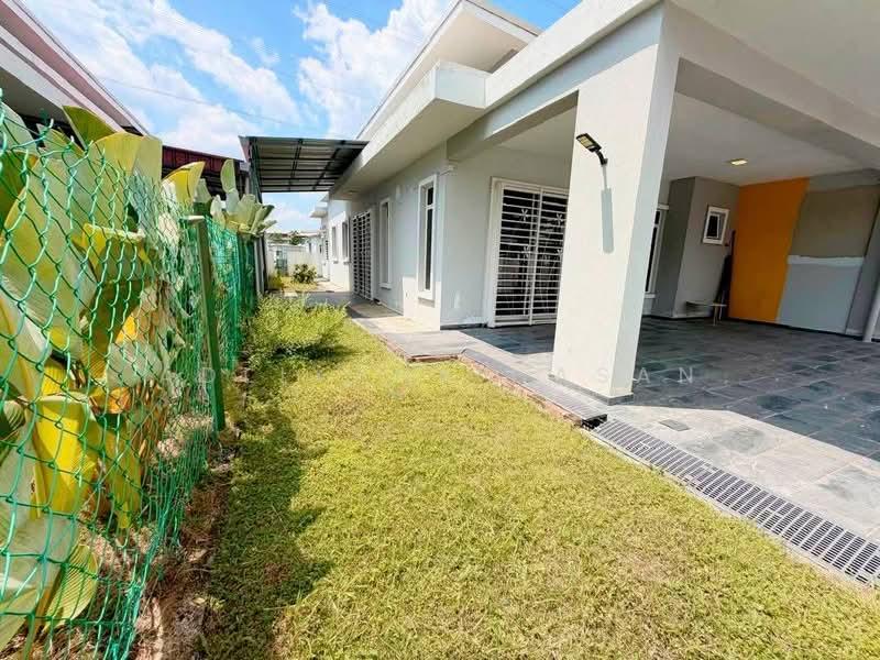 Taman D'Palm Pinang Gading Sikamat Seremban - 2