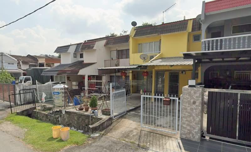 2 Storey House Taman Bukit Serdang Seri Kembangan - 2