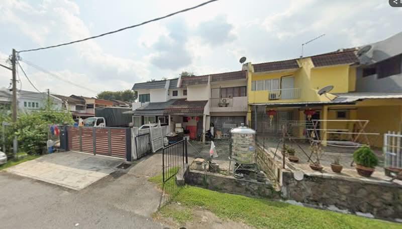 2 Storey House Taman Bukit Serdang Seri Kembangan - 3