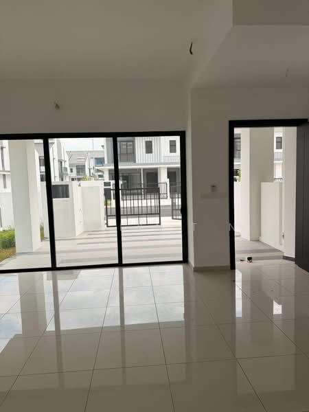 Aster @ 16 Sierra - 2