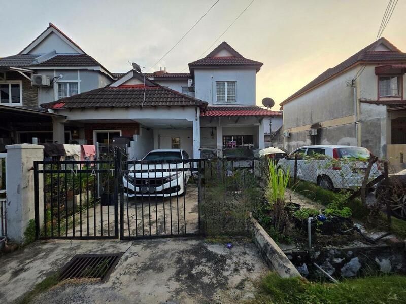 End Lot 2 Storey Terrace House Taman Subang Mewah USJ 1, Subang Jaya - 1