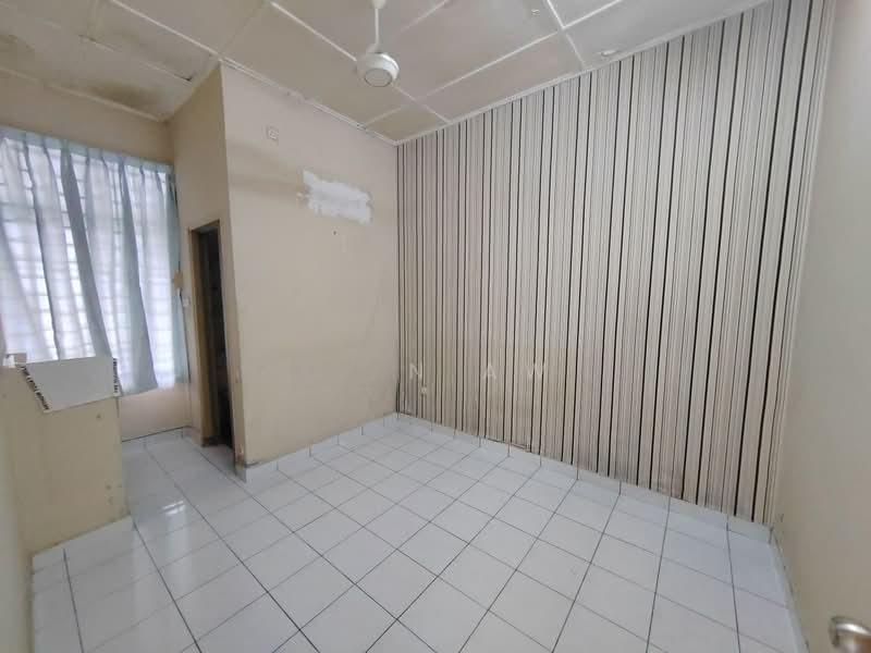 Taman Molek - 5