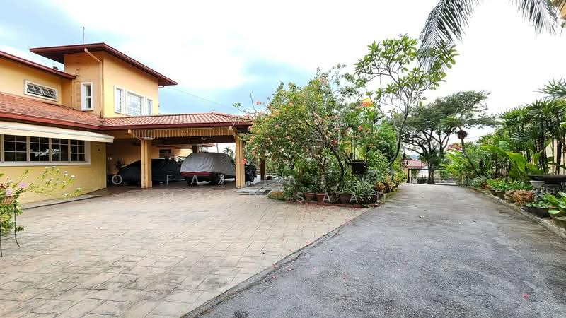 2 storey bungalow with huge land (28,599sqft), bukit gasing, petaling jaya - 2