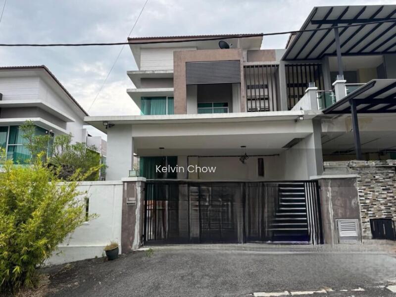 Lahat Mines Double Storey Semi D House - 1