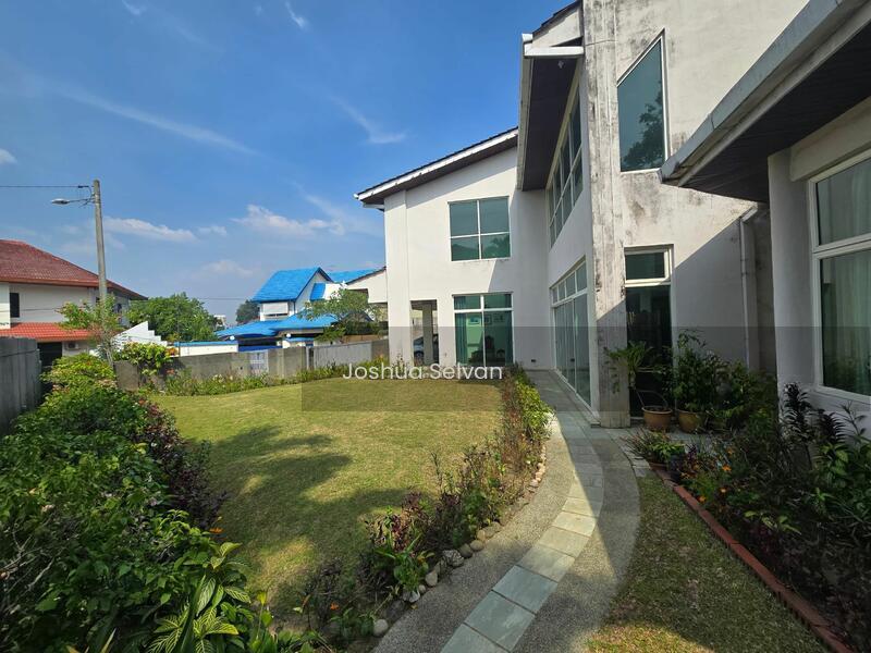 Bungalow at Bukit Damansara - 4