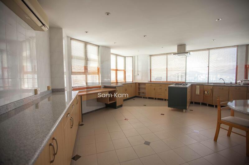 Silverton Condominium - 3