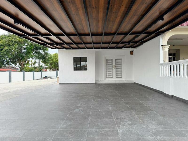 Jalan hulubalang, taman ungku tun aminah, skudai - 3