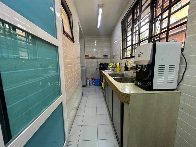 Bandar Sungai Long - 4