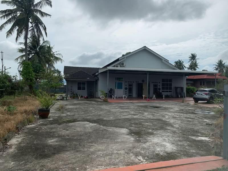 Kepala Batas - 3