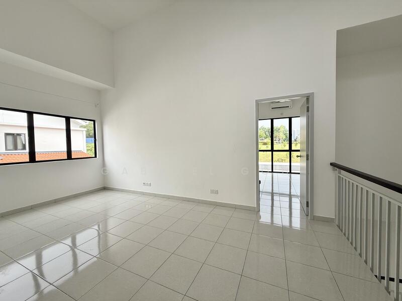 Setia Utama - 4