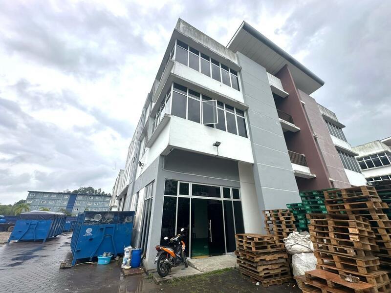 I-Parc, Tanjung Pelepas @ Gelang Patah 3-Storey Semi-D Factory For Sale - 1