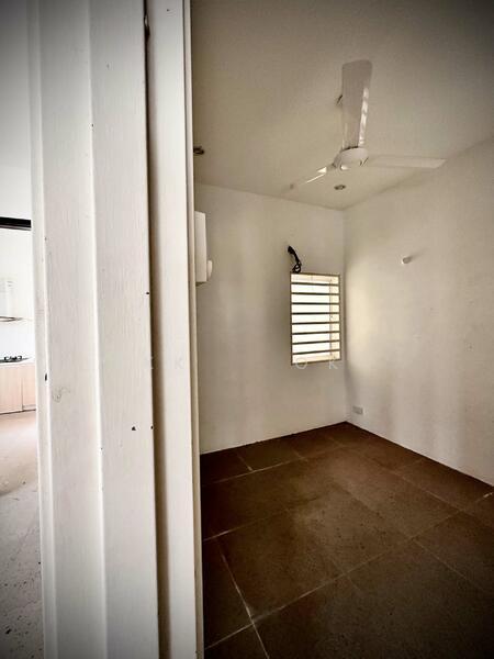 Lembah Permai Corner Semi-Detached House - 3