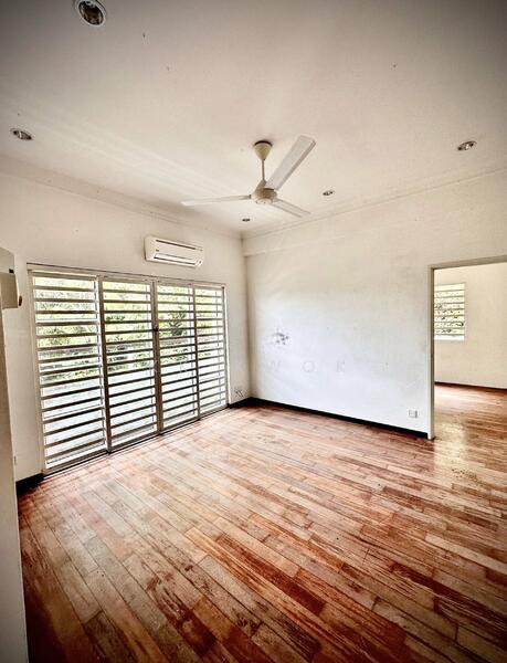 Lembah Permai Corner Semi-Detached House - 5