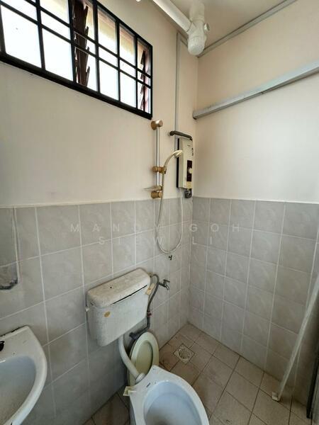 Flat Taman Perling - 3
