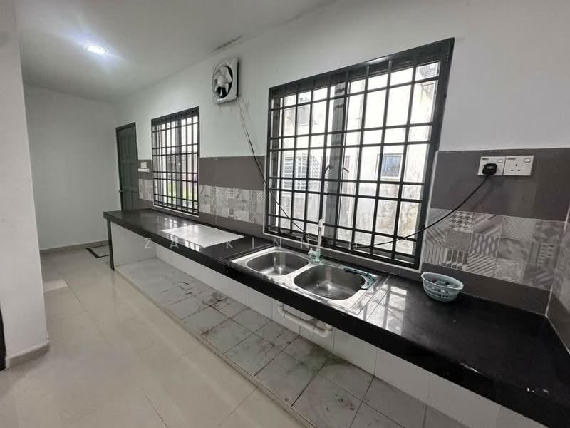 Value Buy Renovated & Fully Extended 2 Sty Pending@ Bandar Puteri Klang - 5