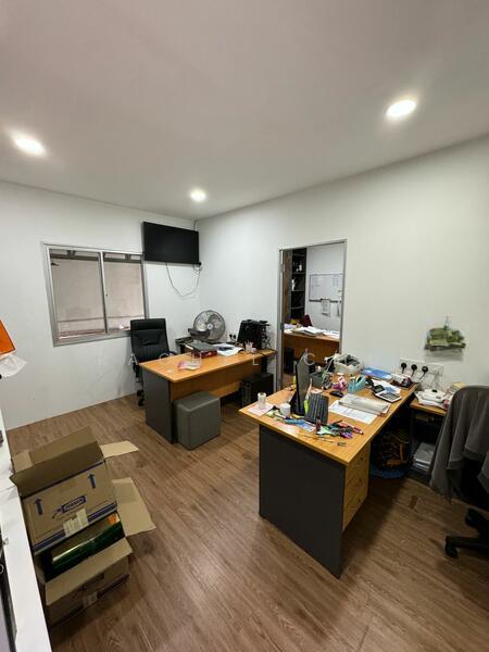 Taman Perindustrian Bukit Serdang - 2