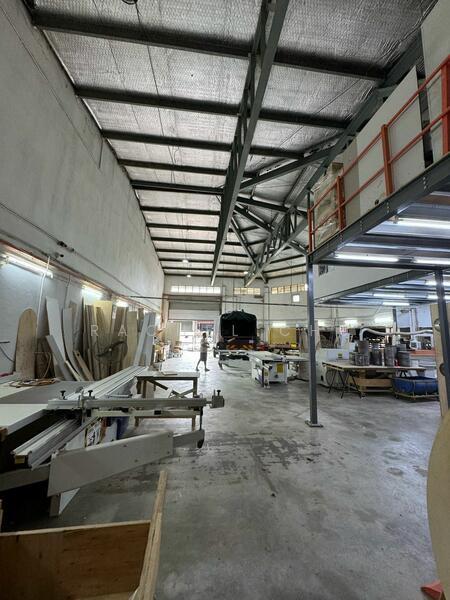 Taman Perindustrian Bukit Serdang - 4