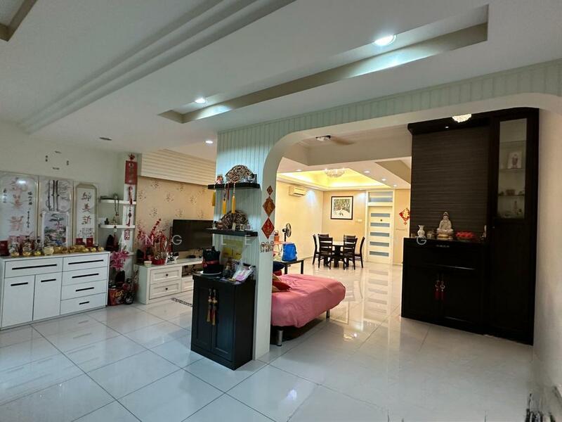 3 storey terrace | Bayan Residence | Relau | 1500sf | Reno | For Sale - 1