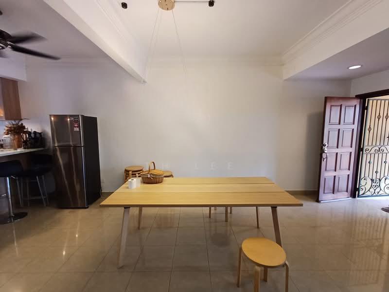 Taman Desa Bungalow - 4