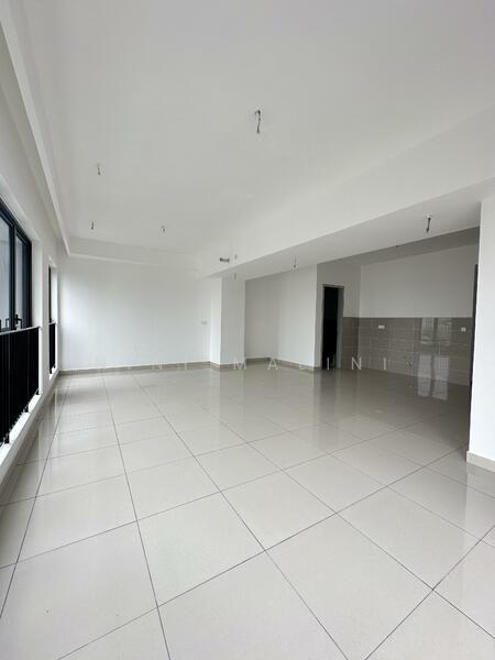 KL East : East 57 - 4