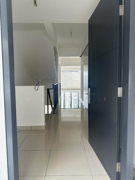 KL East : East 57 - 2