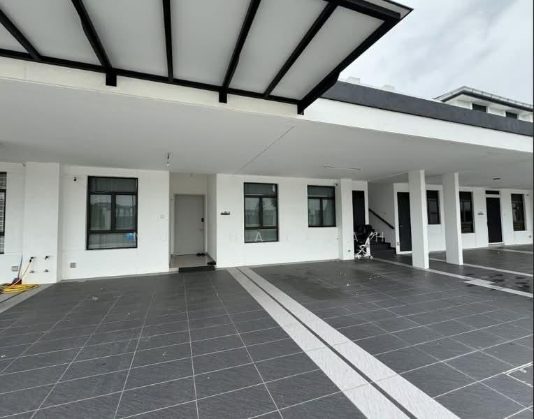 Regent Garden Co-Home @ Eco Grandeur - 1