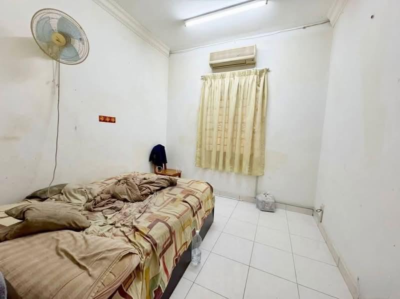 Aman Perdana Klang Double Storey Cluster Semi-D - 5