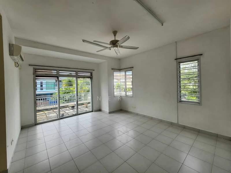 SIERRA PERDANA - 3