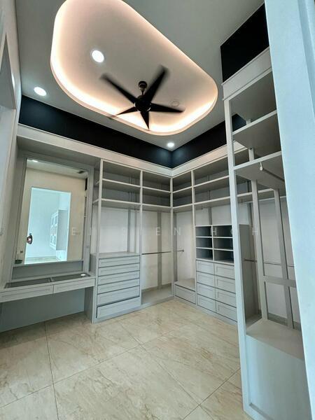 Country Heights Damansara - 4