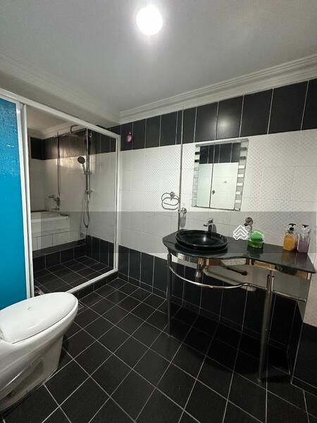 Bungalow at Taman Bandaraya - 5