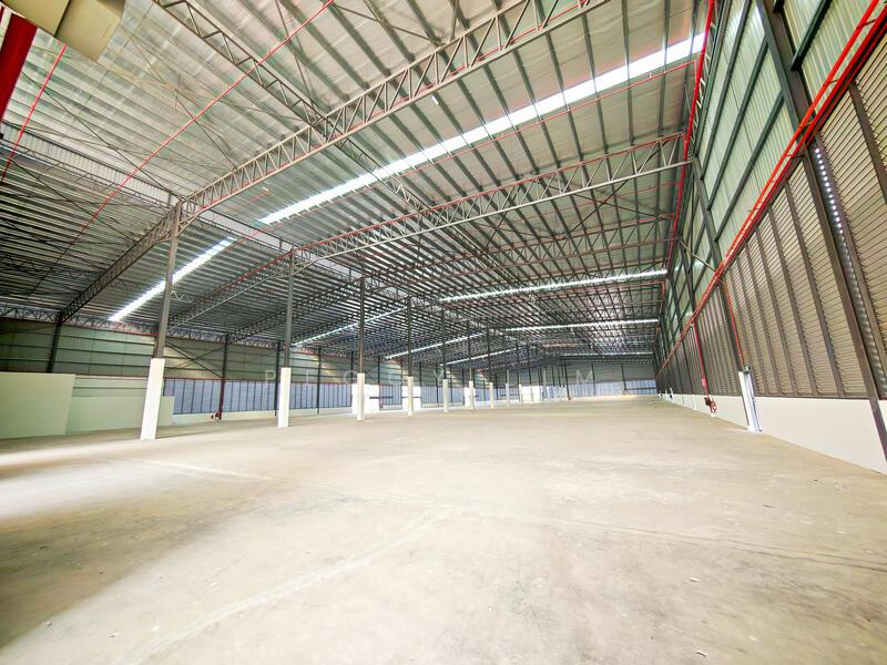 Detached Factory for Sale in Taman Teknologi, Bandar Enstek, Negeri Sembilan - 1