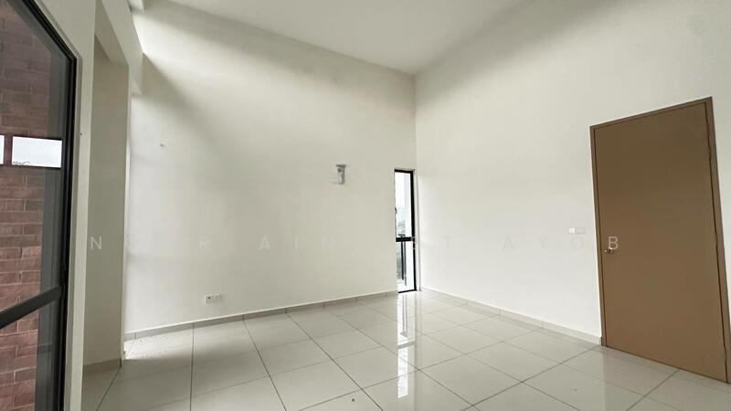 CORNER LOT M3 Residence Sungai Merab Bangi Terrace House - 4