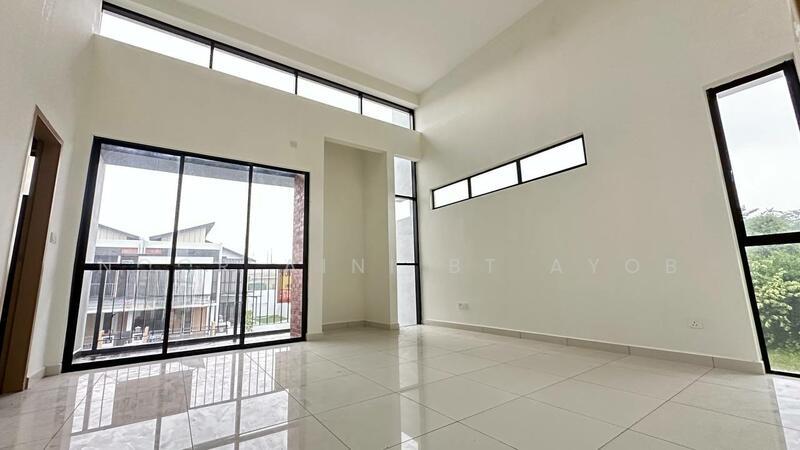 CORNER LOT M3 Residence Sungai Merab Bangi Terrace House - 3
