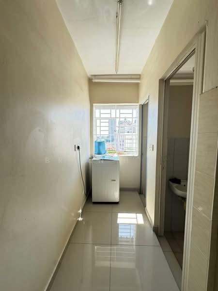 I-Park Apartment - 4