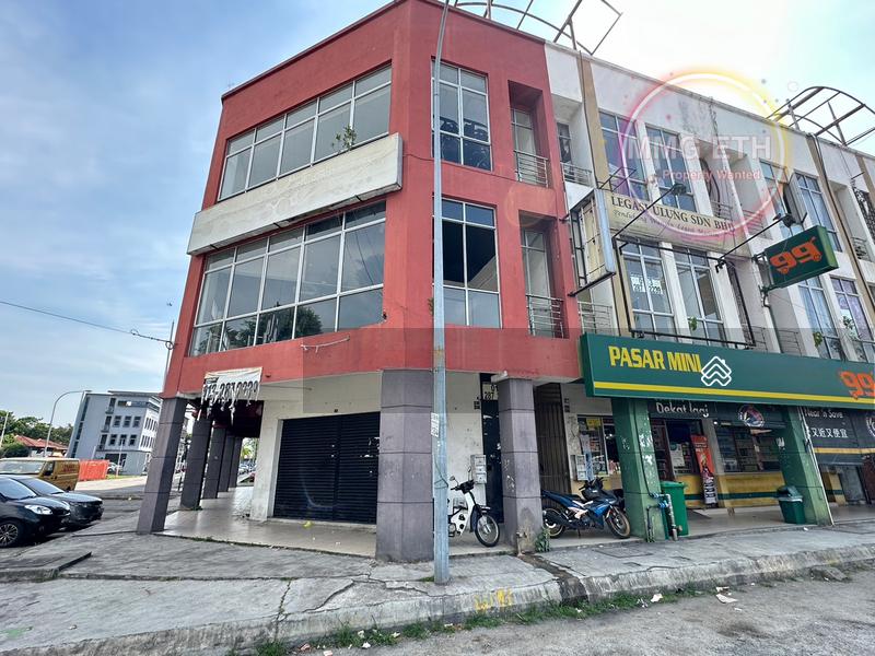 Port Klang 3 Storey Corner Shoplot 28x75 Value Buy - 2