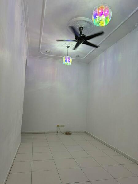 Taman Lapangan Kiara Single Storey House For Sales - 5