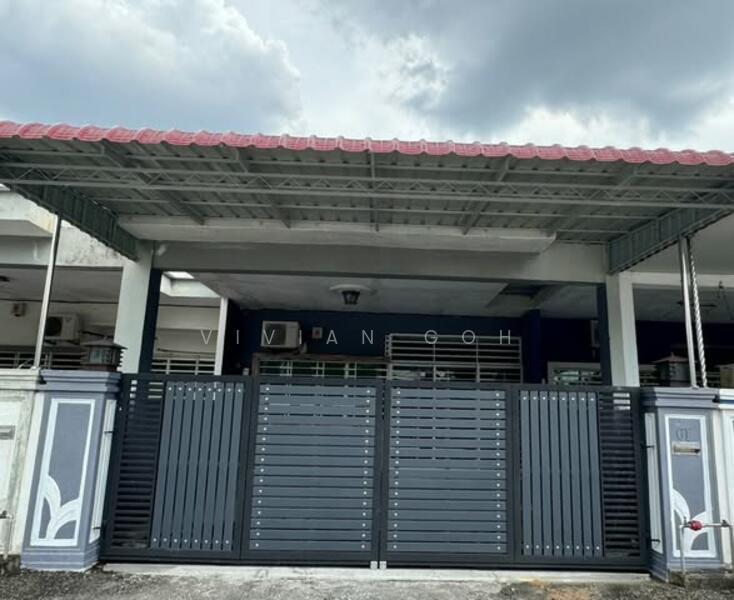 Taman Lapangan Kiara Single Storey House For Sales - 1